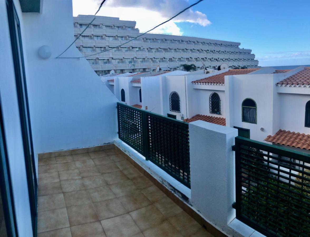 Holiday House Parque Azul Playa La Arena Free Wifi Puerto de Santiago  Buitenkant foto