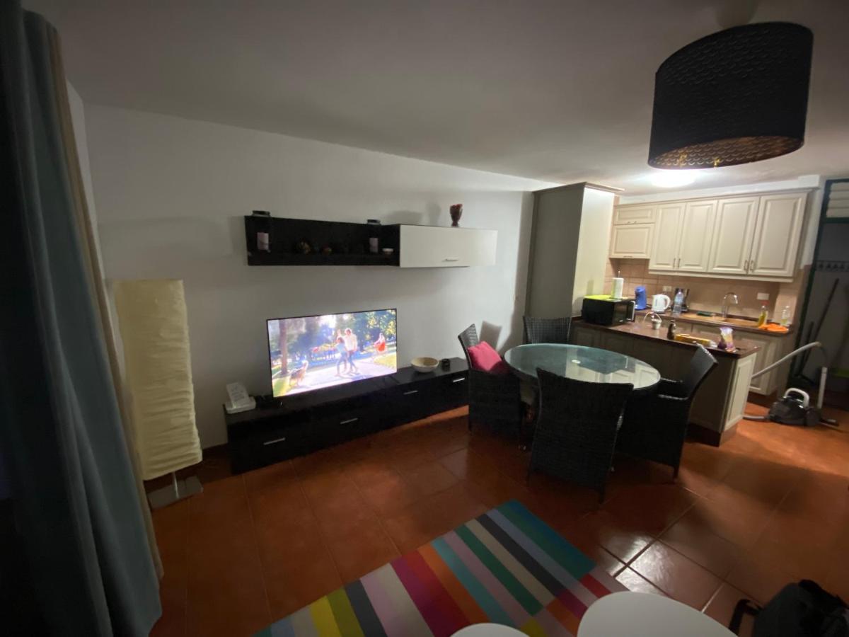 Holiday House Parque Azul Playa La Arena Free Wifi Puerto de Santiago  Buitenkant foto